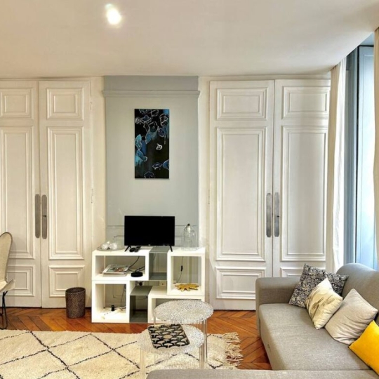  Annonces LYON 4EME : Apartment | LYON (69002) | 55 m2 | 1 950 € 